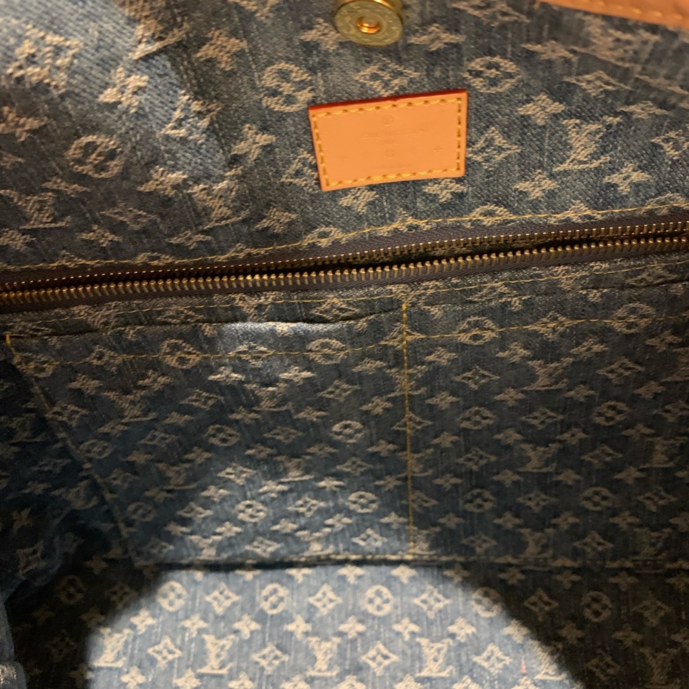 Must !Brand new rare Carry on MM Authentic denim Louis Vuitton purse. Limited… - Picture 8 of 16